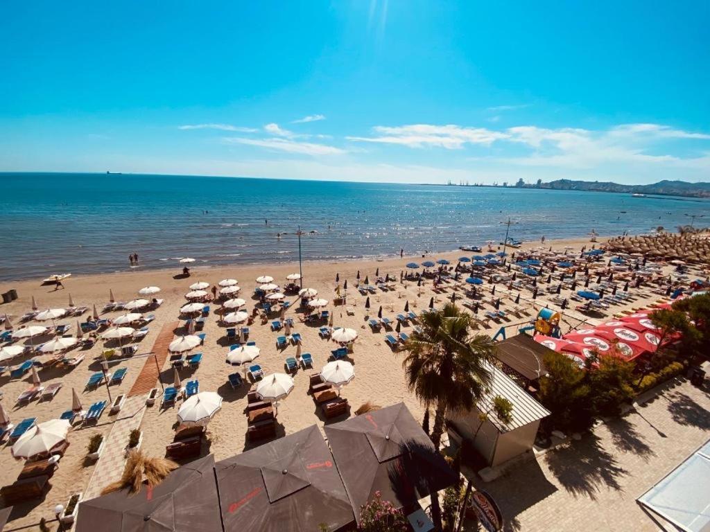 Luxurious Dreamy Seaside Apartment Durrës Exteriör bild